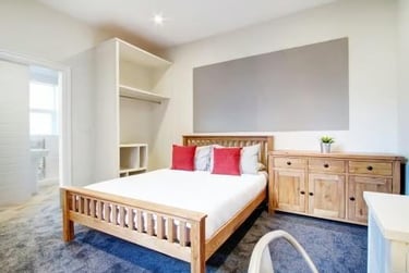 2 bed house, Waterloo Road, Radford, Nottingham, NG74AU - Image 4